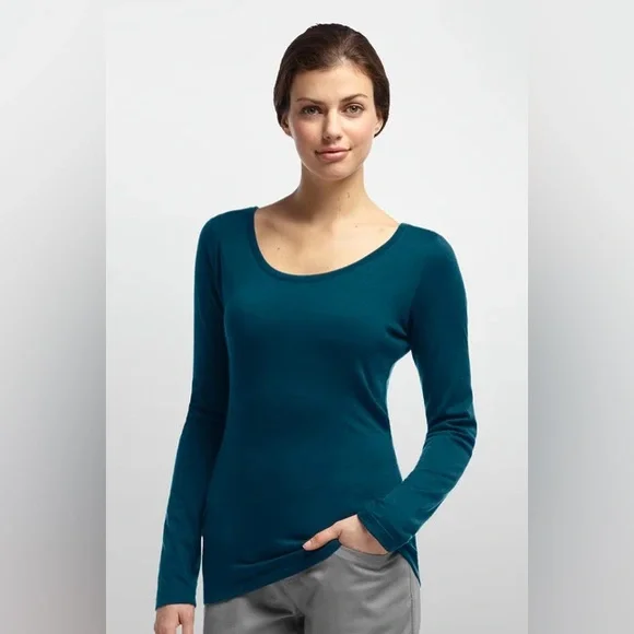 Icebreaker 100% merino long sleeve scoop🌃night - Picture 5 of 5